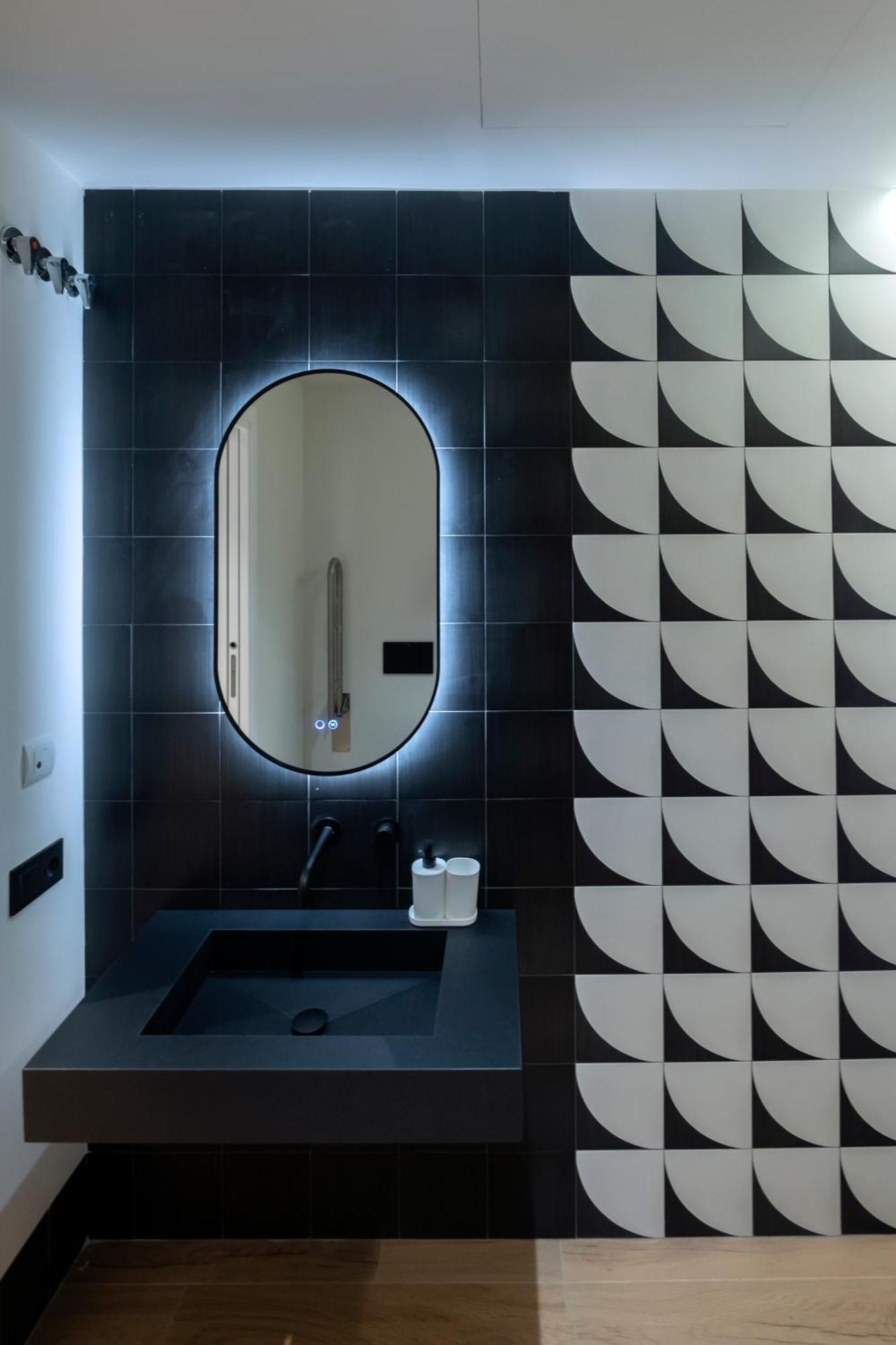 Villar Suites By Cadiz4Rentals Room photo